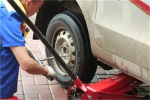 洪湖附近拖车24小时服务热线电话